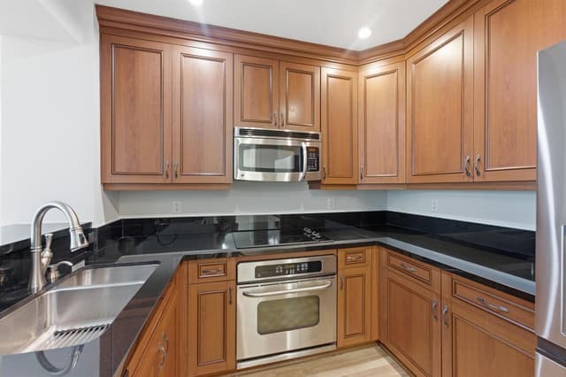 200 NE 2nd Avenue # 316, Delray Beach FL 33444 - Delray Beach, FL - Photo 5