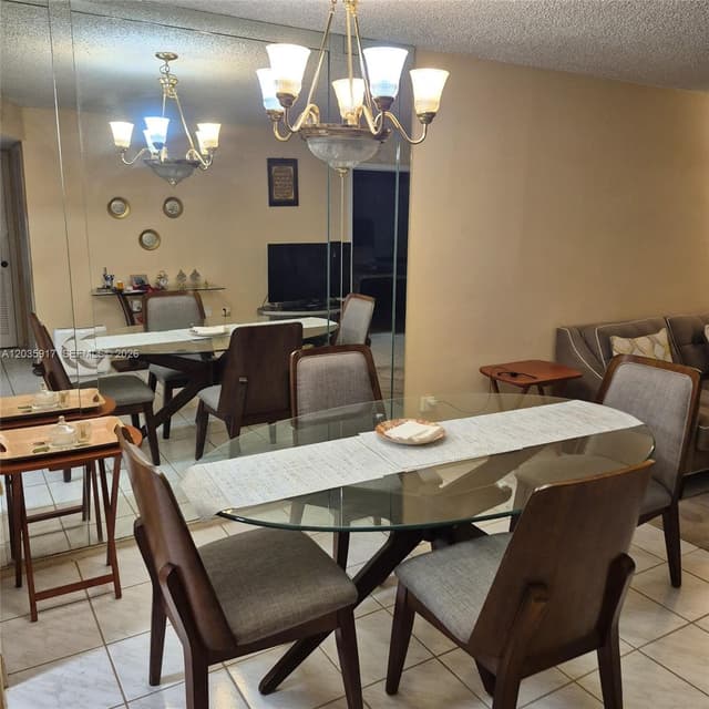 8460 Sunrise Lakes Blvd # 210, Sunrise FL 33322 - Sunrise, FL - Photo 6