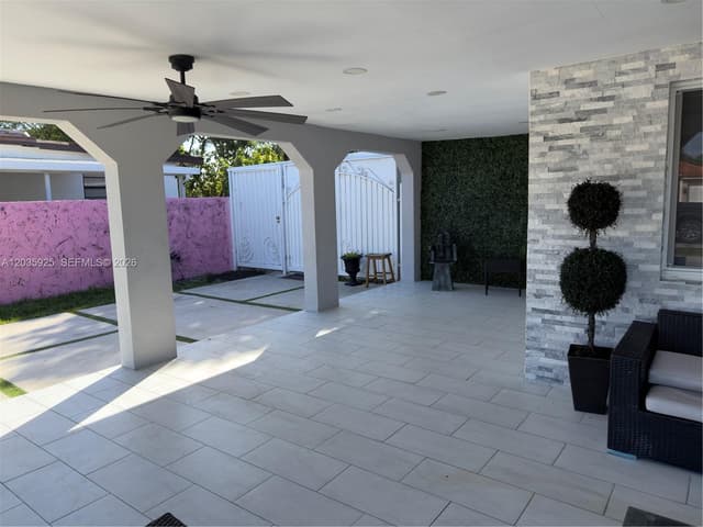 224 E 42nd St, Hialeah FL 33013 - Hialeah, FL - Photo 6