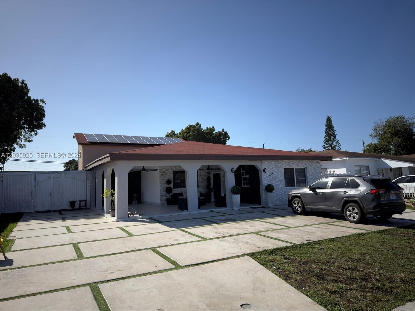 224 E 42nd St, Hialeah FL 33013