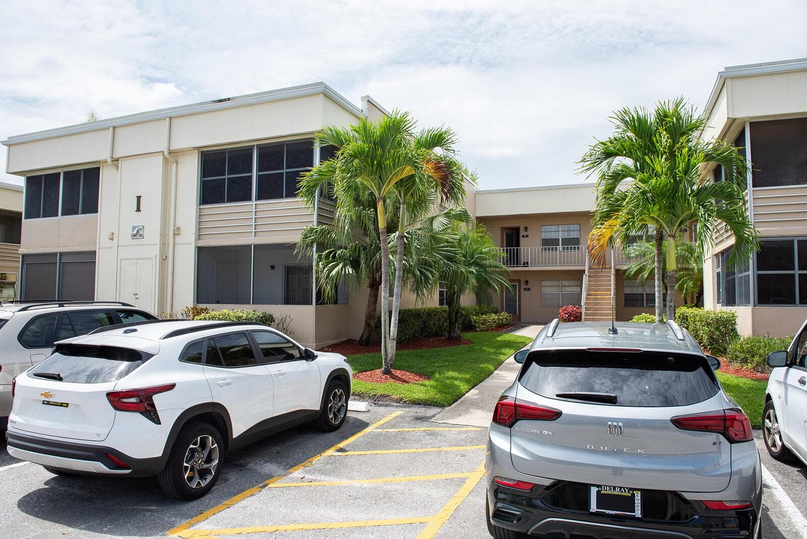 416 Capri I, Delray Beach FL 33484 - Delray Beach, FL - Photo 1
