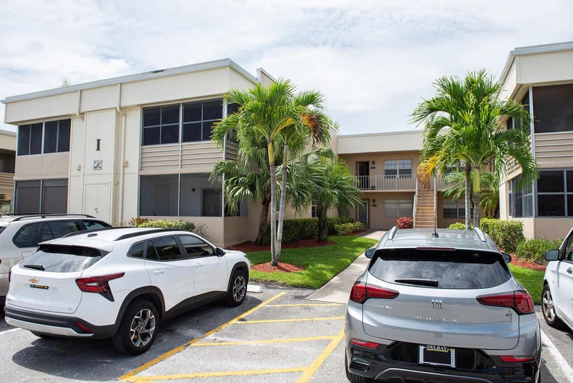 416 Capri I, Delray Beach FL 33484