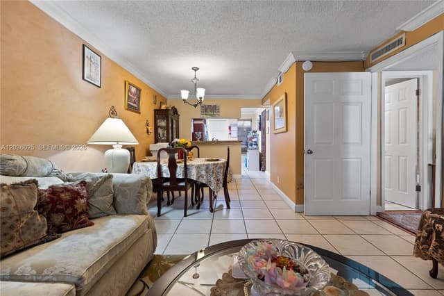 3777 NW 78th Ave # 9C, Davie FL 33024 - Davie, FL - Photo 5