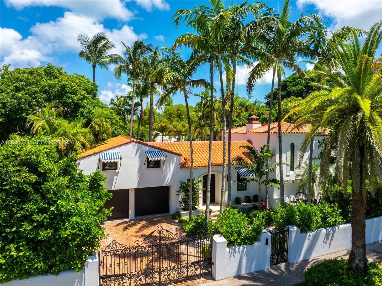 4727 N Bay Rd, Miami Beach FL 33140 - Miami Beach, FL - Photo 1