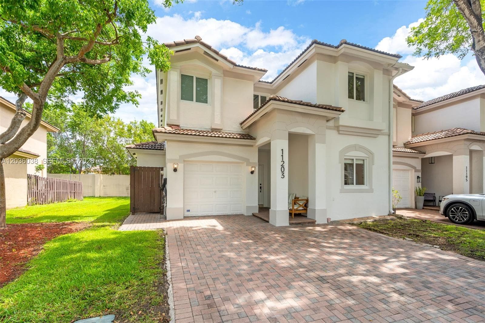 11203 NW 73rd Ter, Doral FL 33178