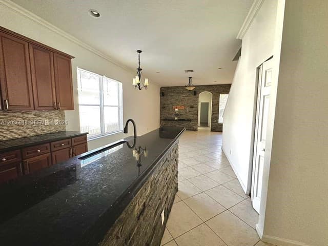 1831 Mariners Ln, Weston FL 33327 - Weston, FL - Photo 7