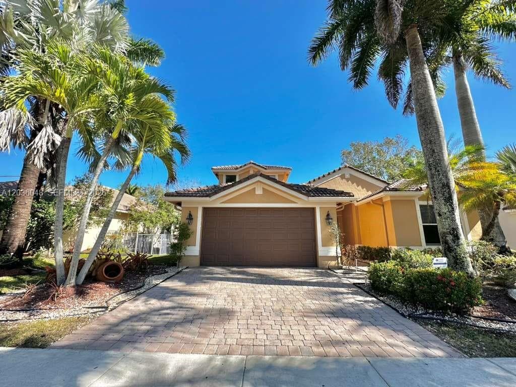 1831 Mariners Ln, Weston FL 33327 - Weston, FL - Photo 1