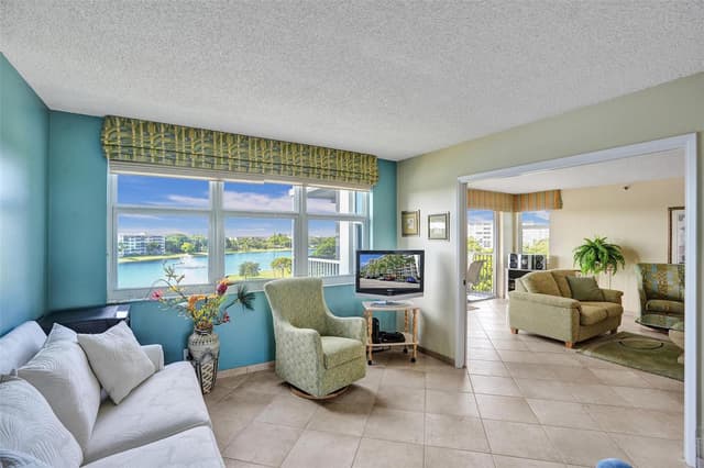 2900 N Course Drive # 602, Pompano Beach FL 33069 - Pompano Beach, FL - Photo 2