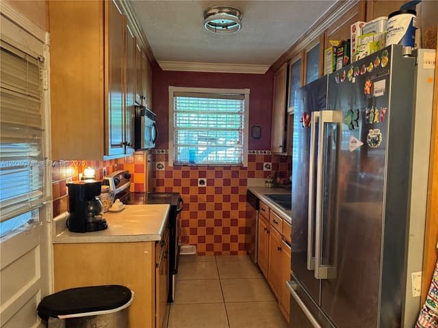 11290 SW 47th Ter, Miami FL 33165 - Miami, FL - Photo 7