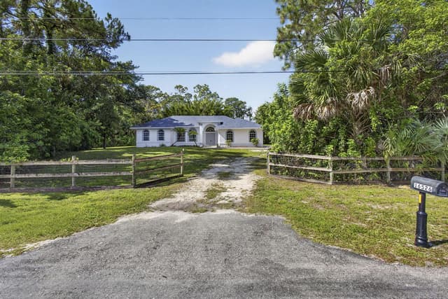 16526 N 78th Rd Road N, FL 33470 - Photo 2