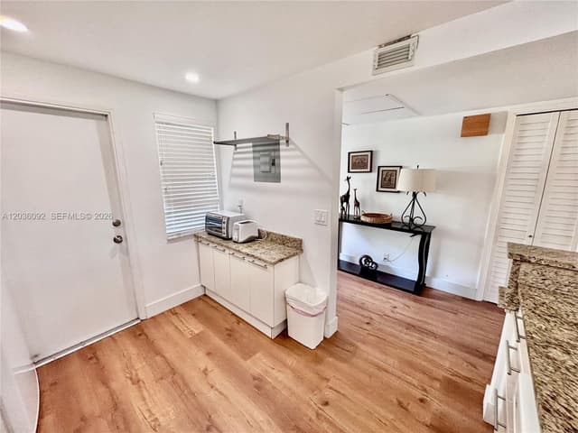 3051 S Palm Aire Dr # 102, Pompano Beach FL 33069 - Pompano Beach, FL - Photo 2