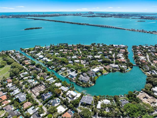 655 Buttonwood Ln, Miami FL 33137 - Miami, FL - Photo 3