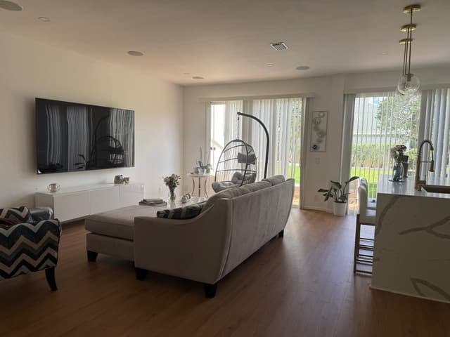 6772 Via Regina, Boca Raton FL 33433 - Boca Raton, FL - Photo 5