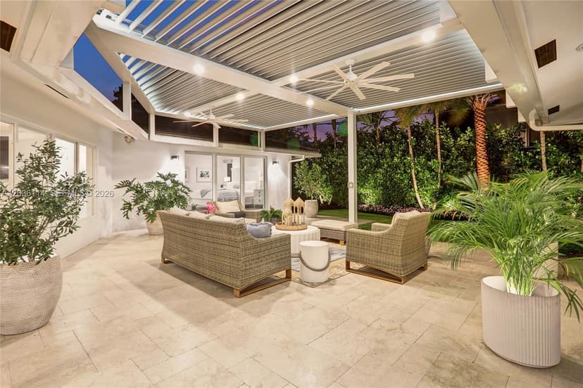 2701 NE 30th St, Fort Lauderdale FL 33306