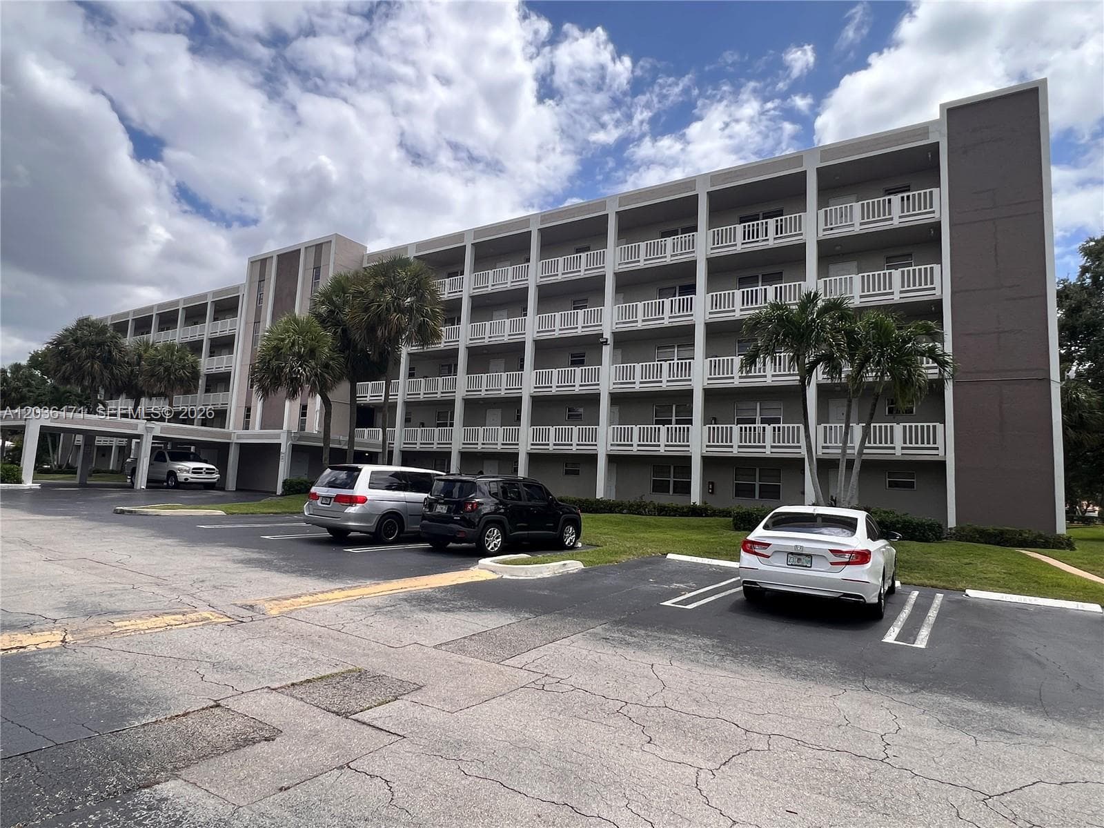 1075 Riverside Dr # 505, Coral Springs FL 33071