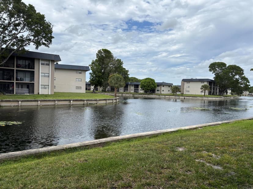 8051 S Colony Circle # 107, Tamarac FL 33321