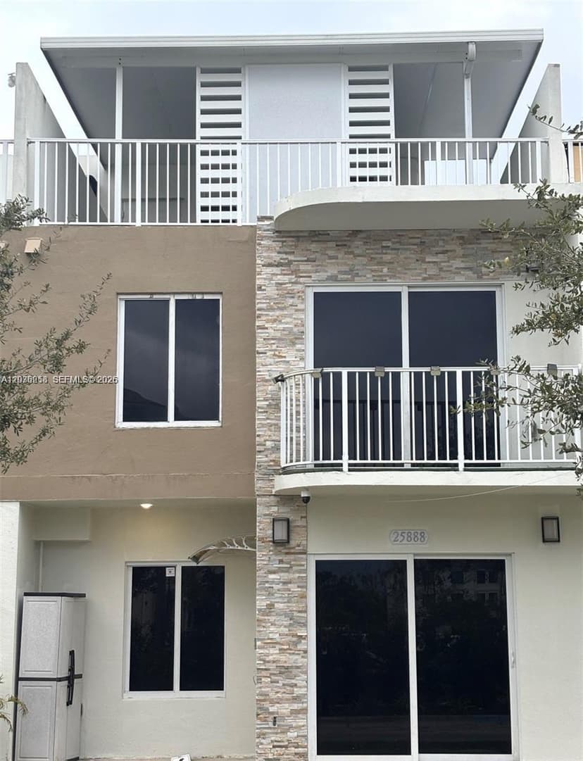25888 SW 139TH PTH, Homestead FL 33032