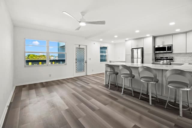 4047 Lincoln # C, Boca Raton FL 33434 - Boca Raton, FL - Photo 3