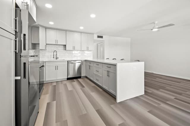 4047 Lincoln # C, Boca Raton FL 33434 - Boca Raton, FL - Photo 5
