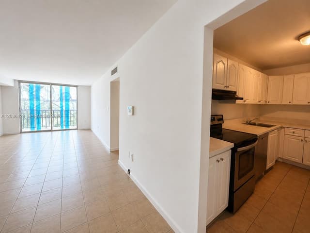 1800 Sans Souci Blvd # 239, North Miami FL 33181 - North Miami, FL - Photo 4