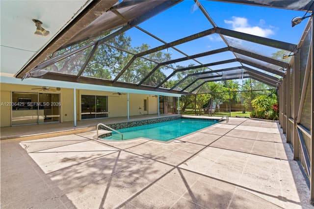 15200 SW 88th Ave, Palmetto Bay FL 33157 - Palmetto Bay, FL - Photo 7