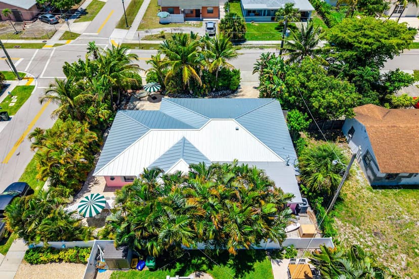 247 SE 3rd Avenue, Delray Beach FL 33483
