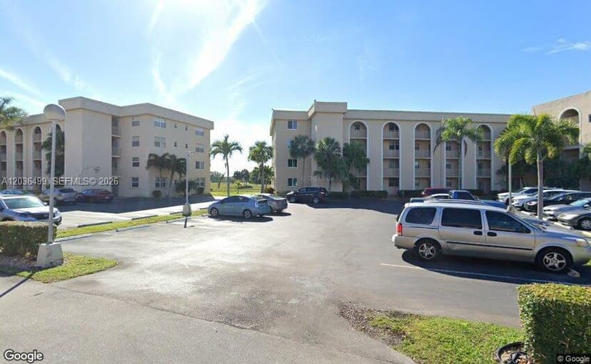3241 Holiday Springs Blvd # 204, Margate FL 33063
