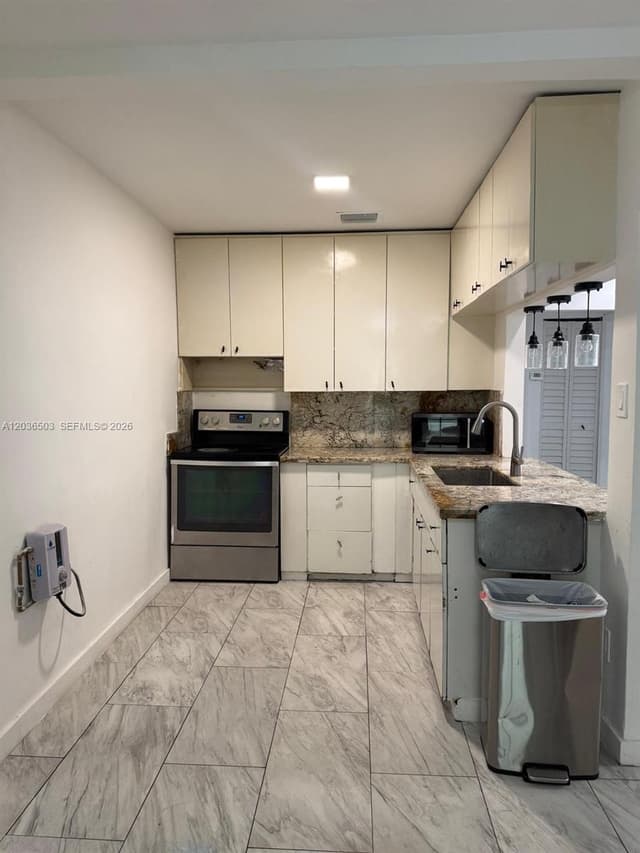 1055 NW 58th Ter, Miami FL 33127 - Miami, FL - Photo 7