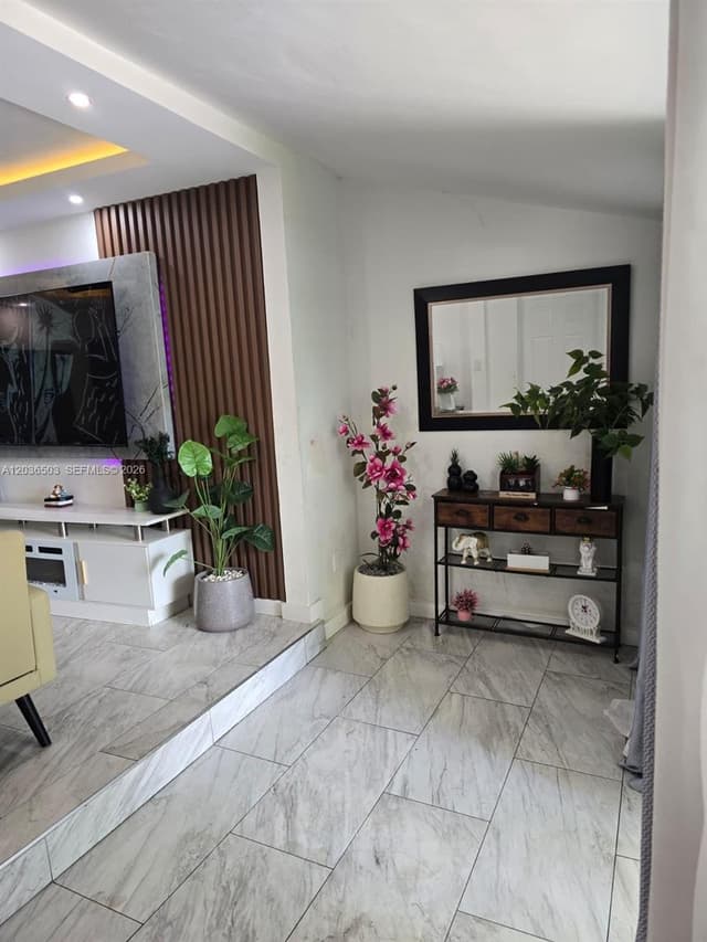 1055 NW 58th Ter, Miami FL 33127 - Miami, FL - Photo 4