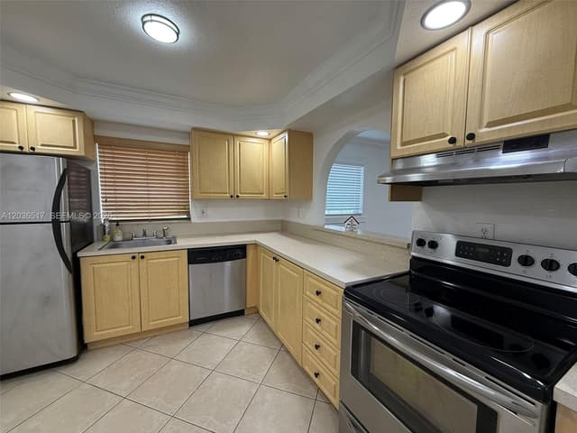 8500 SW 109th Ave # 109, Miami FL 33173 - Miami, FL - Photo 7
