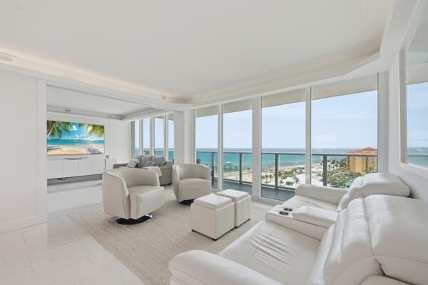 333 NE 21st Avenue # 1422, Deerfield Beach FL 33441 - Deerfield Beach, FL - Photo 1
