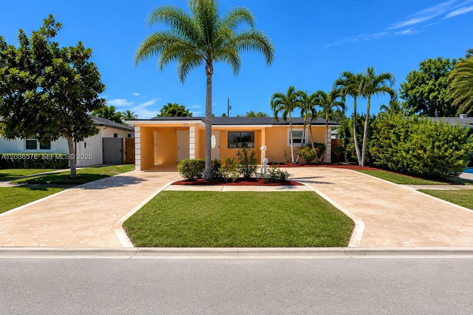 3327 Taft St, Hollywood FL 33021