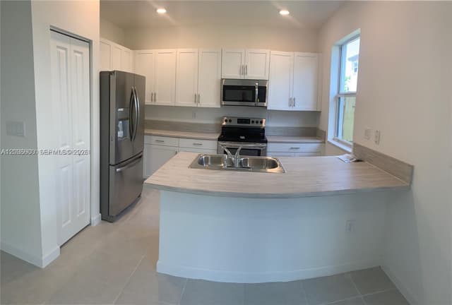 2684 SE 12 Street, Homestead FL 33033 - Homestead, FL - Photo 2