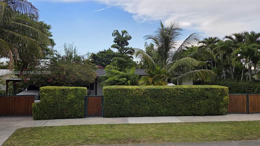3511 SW 105th ct, Miami FL 33165