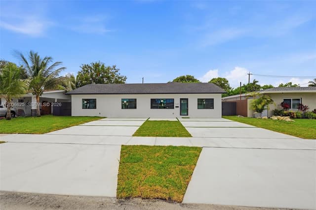 1140 NE 201st Ter, Miami FL 33179 - Miami, FL - Photo 2