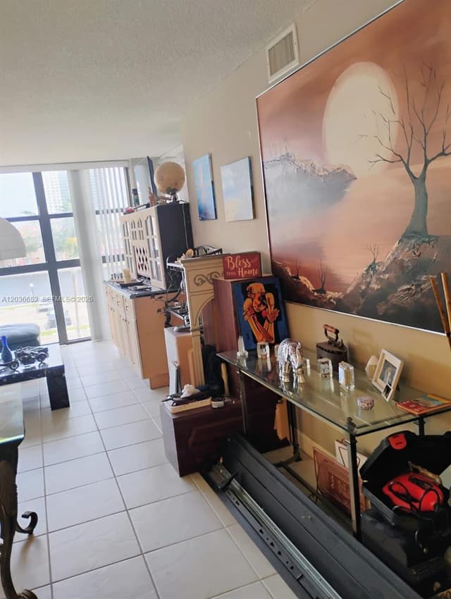 200 Leslie Dr # 324, Hallandale Beach FL 33009 - Hallandale Beach, FL - Photo 5