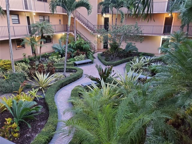 10425 SW 112th Ave # 207, Miami FL 33176 - Miami, FL - Photo 2
