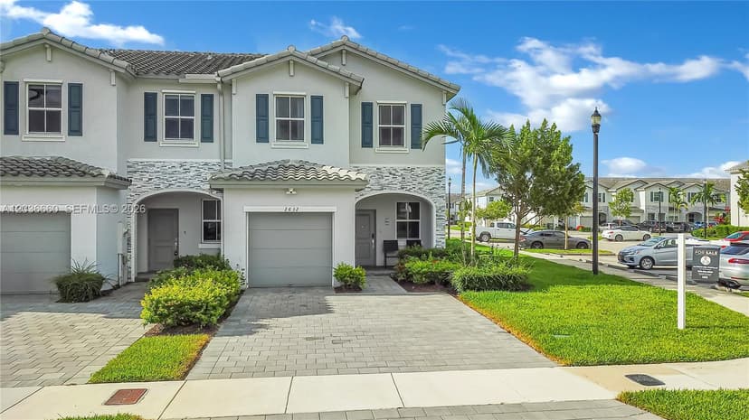 2632 SE 11th Ct, Homestead FL 33035