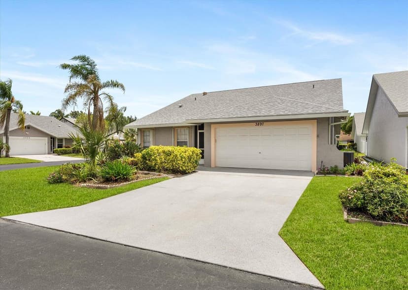 3897 Dafilee Circle, West Palm Beach FL 33417