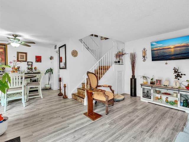 3483 SW 52nd Ave, Pembroke Park FL 33023 - Pembroke Park, FL - Photo 5