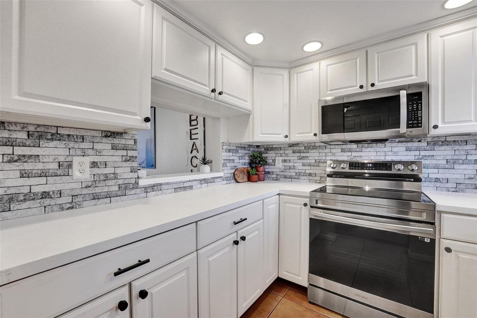 6570 Royal Palm Boulevard # 210j, Margate FL 33063 - Margate, FL - Photo 1