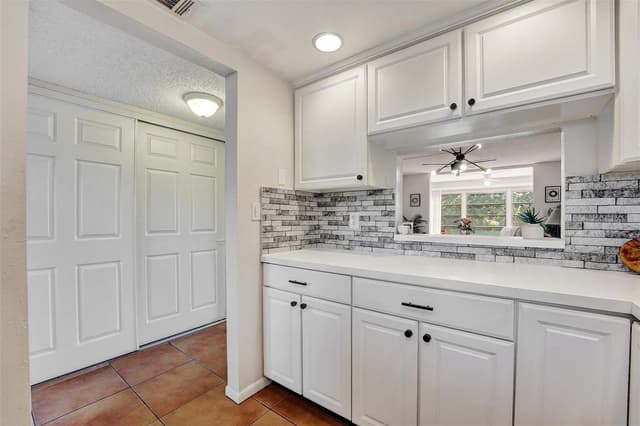 6570 Royal Palm Boulevard # 210j, Margate FL 33063 - Margate, FL - Photo 5