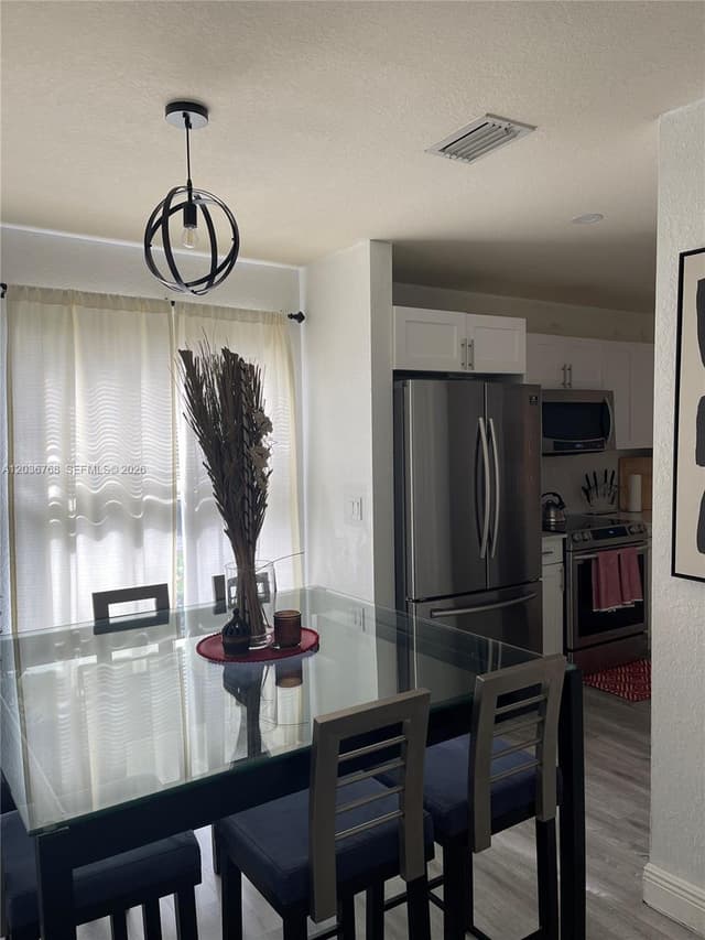 2432 SW 99th Way, Miramar FL 33025 - Miramar, FL - Photo 5