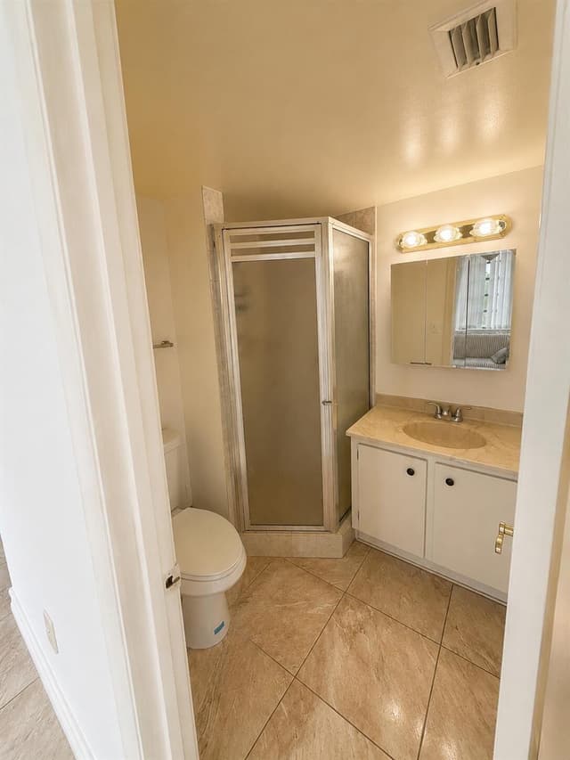 1000 Colony Point Circle # 315, Pembroke Pines FL 33026 - Pembroke Pines, FL - Photo 5