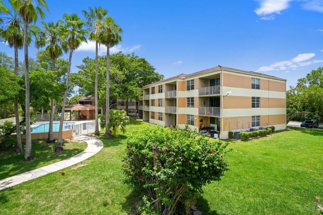 8296 NW 24th Street # 8296, Coral Springs FL 33065 - Coral Springs, FL - Photo 4