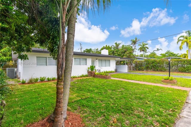 8660 SW 125th Ter, Miami FL 33156 - Miami, FL - Photo 3