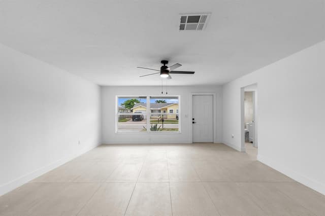 22171 SW 62nd Avenue, Boca Raton FL 33428 - Boca Raton, FL - Photo 4