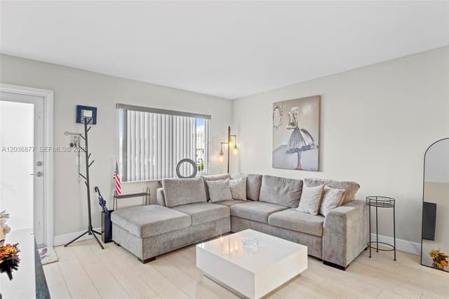 19 Abbey Ln # 104, Delray Beach FL 33446 - Delray Beach, FL - Photo 4
