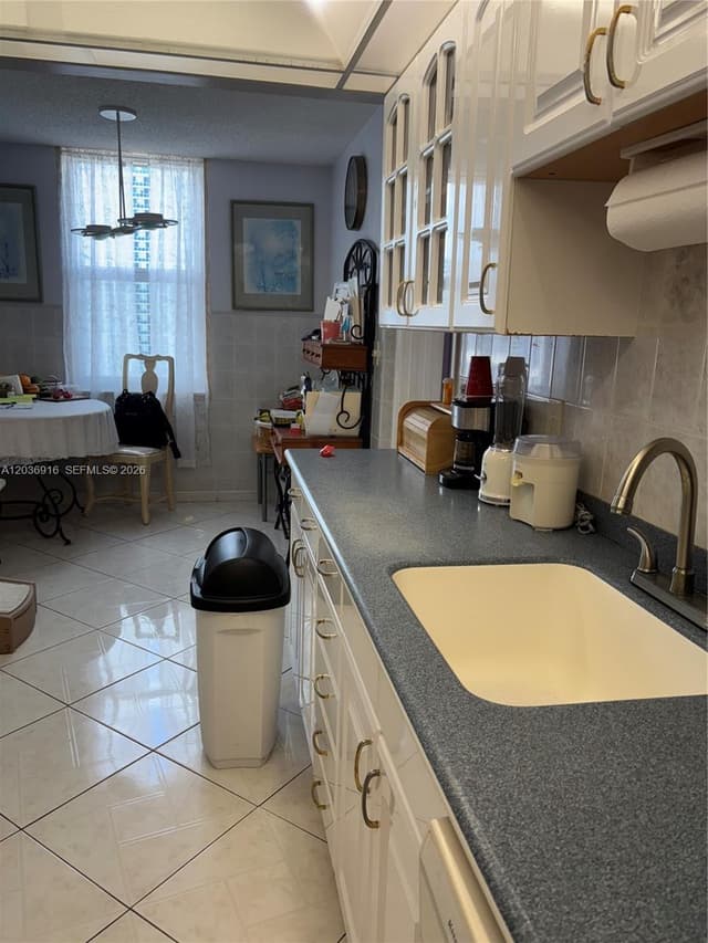 1865 S Ocean Dr # 11L, Hallandale Beach FL 33009 - Hallandale Beach, FL - Photo 5
