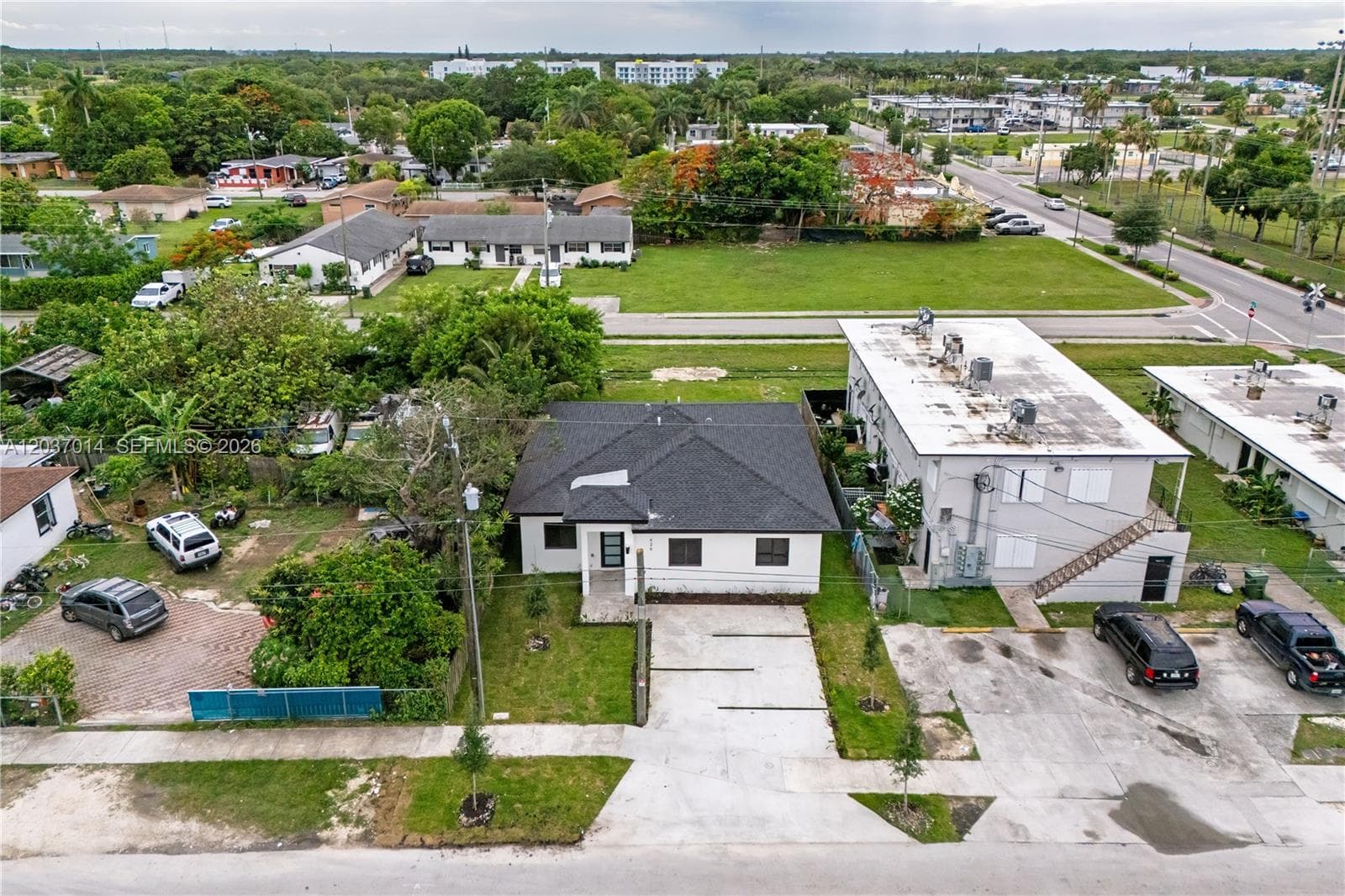 426 SW 9th Ave, Homestead FL 33030